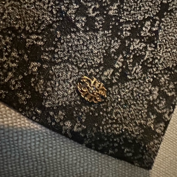 Iconic Chanel Dress sz 38 featured in Karl Lagerfeld’s 2010 Cruise Collection - Picture 8 of 12